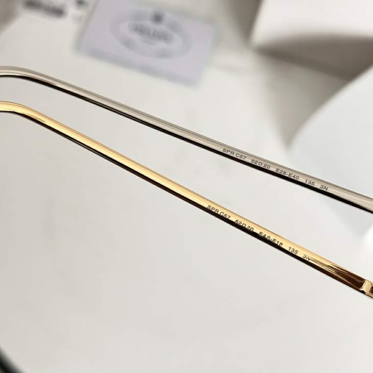 Picture of Prada Sunglasses _SKUfw76772078fw